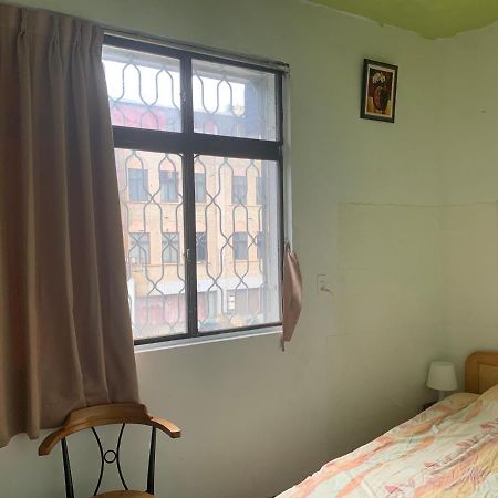 淡水老街歡樂便利民宿 Tamsui Bagian luar foto